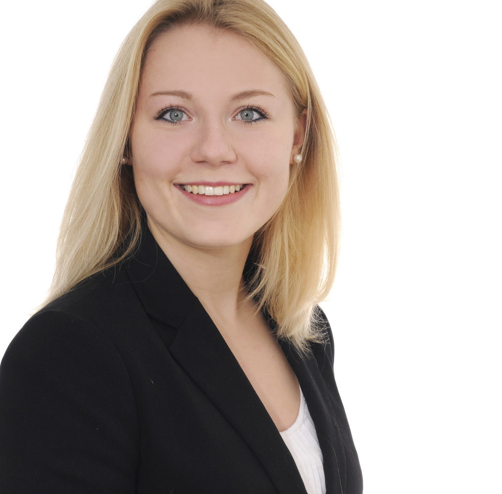 cropped-julia-neufer-foto.1024x1024-4.jpg